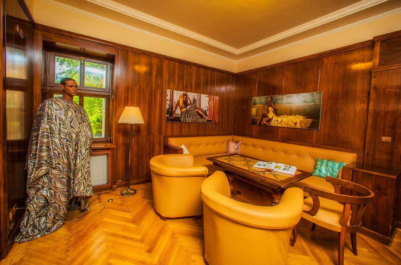 Manor House Hotel Broumov Ngoại thất bức ảnh